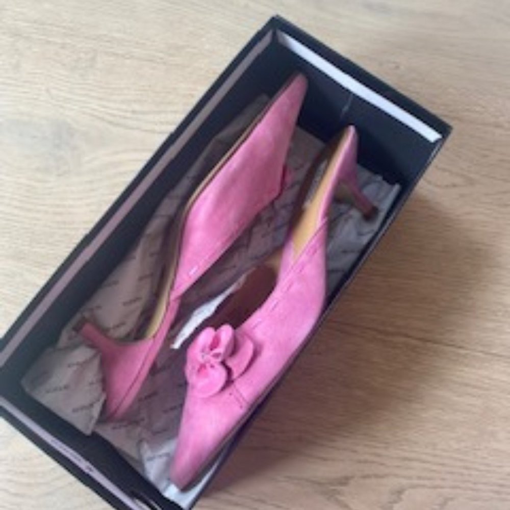 Alfani Pink Berry Suede Low Slip-On Heel with Leather Flower